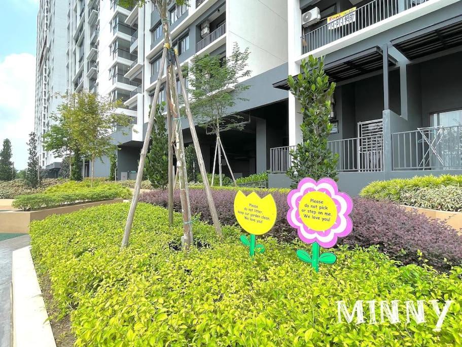 Appartamento Netizen Walk To Mrt 4-5Pax Cheras Esterno foto